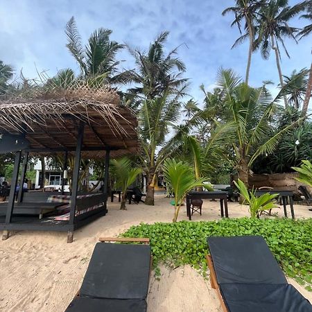 Sabine Holiday Resort And Restaurant 마타라 외부 사진