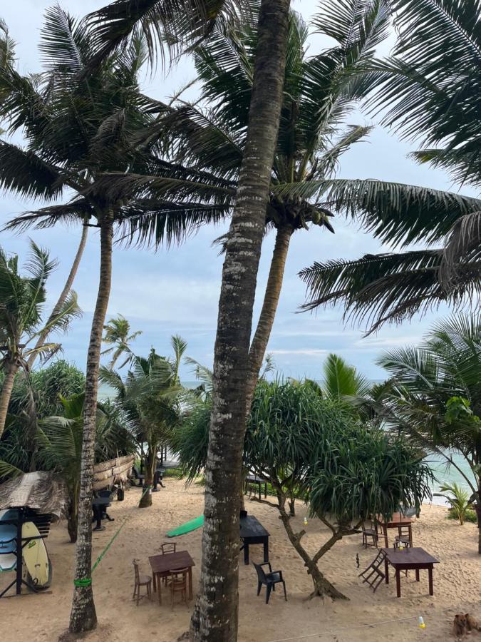 Sabine Holiday Resort And Restaurant 마타라 외부 사진