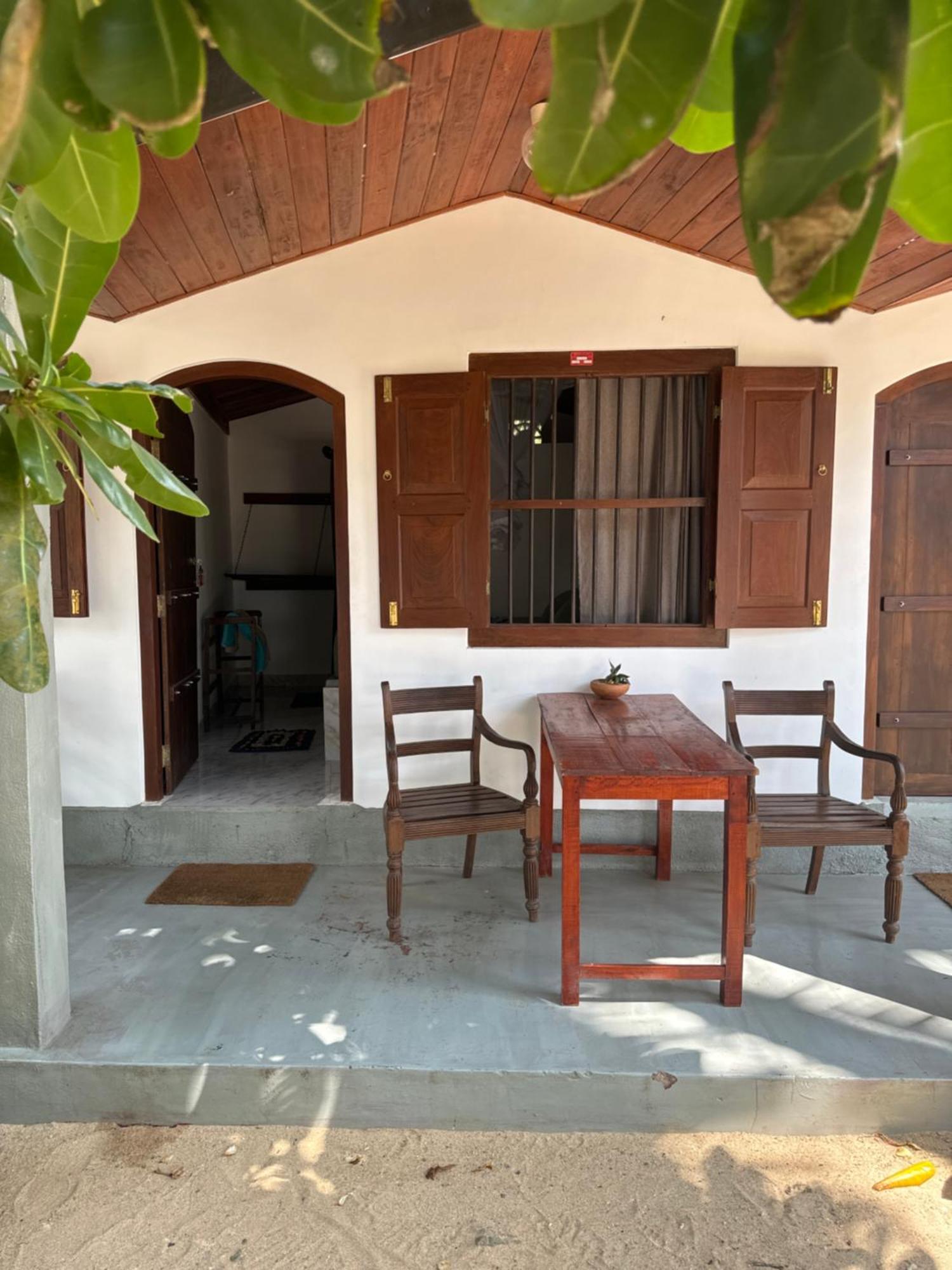 Sabine Holiday Resort And Restaurant 마타라 외부 사진